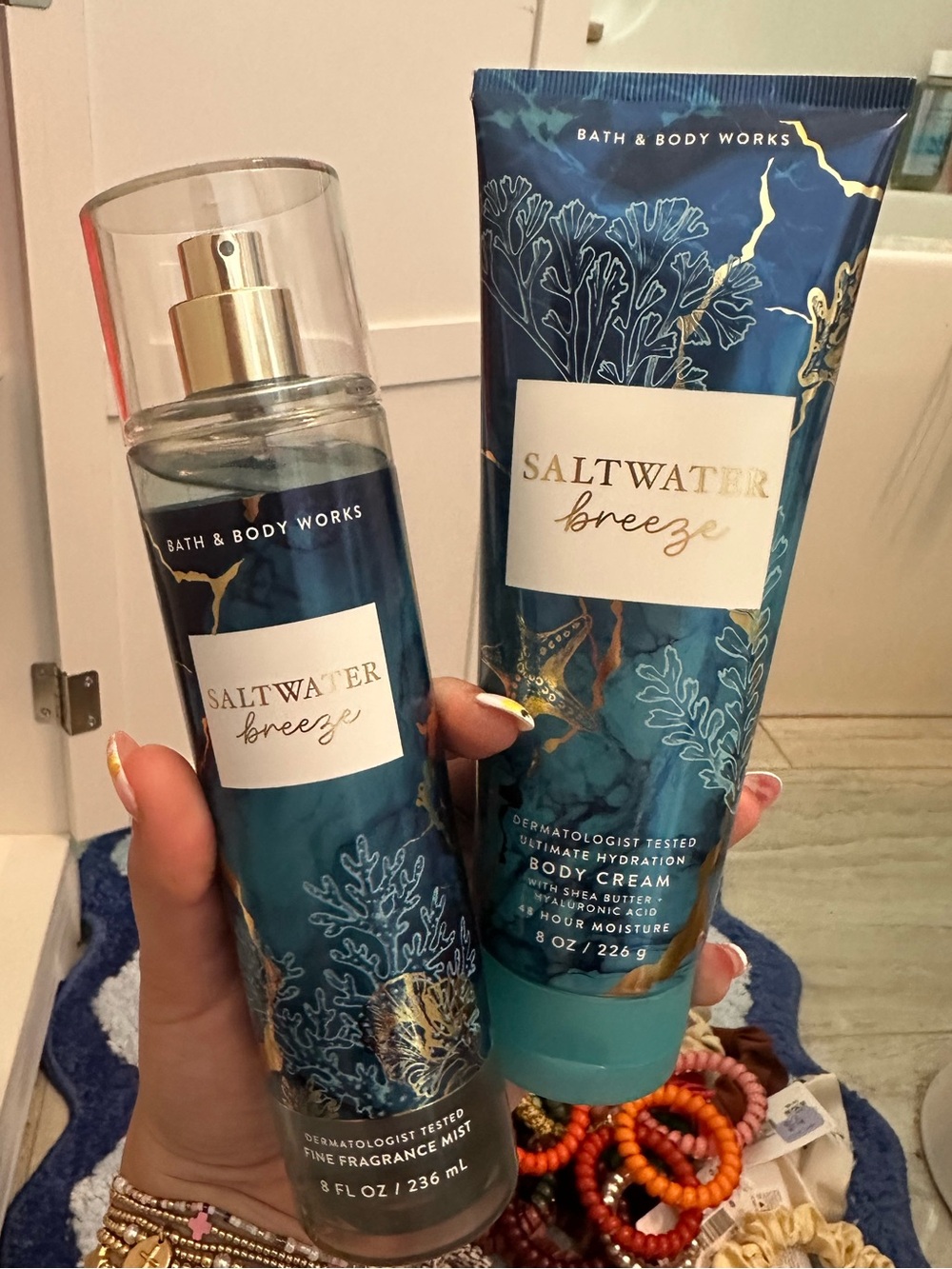 Bath & Body Works Saltwater Breeze Fragrance Mist & Body Cream - Blue, Gold